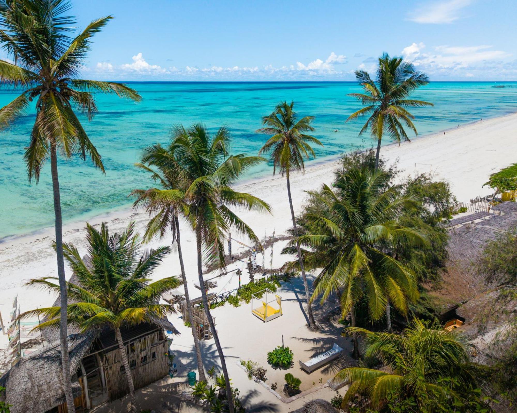 Pili Pili Palm Beach 江比阿 外观 照片