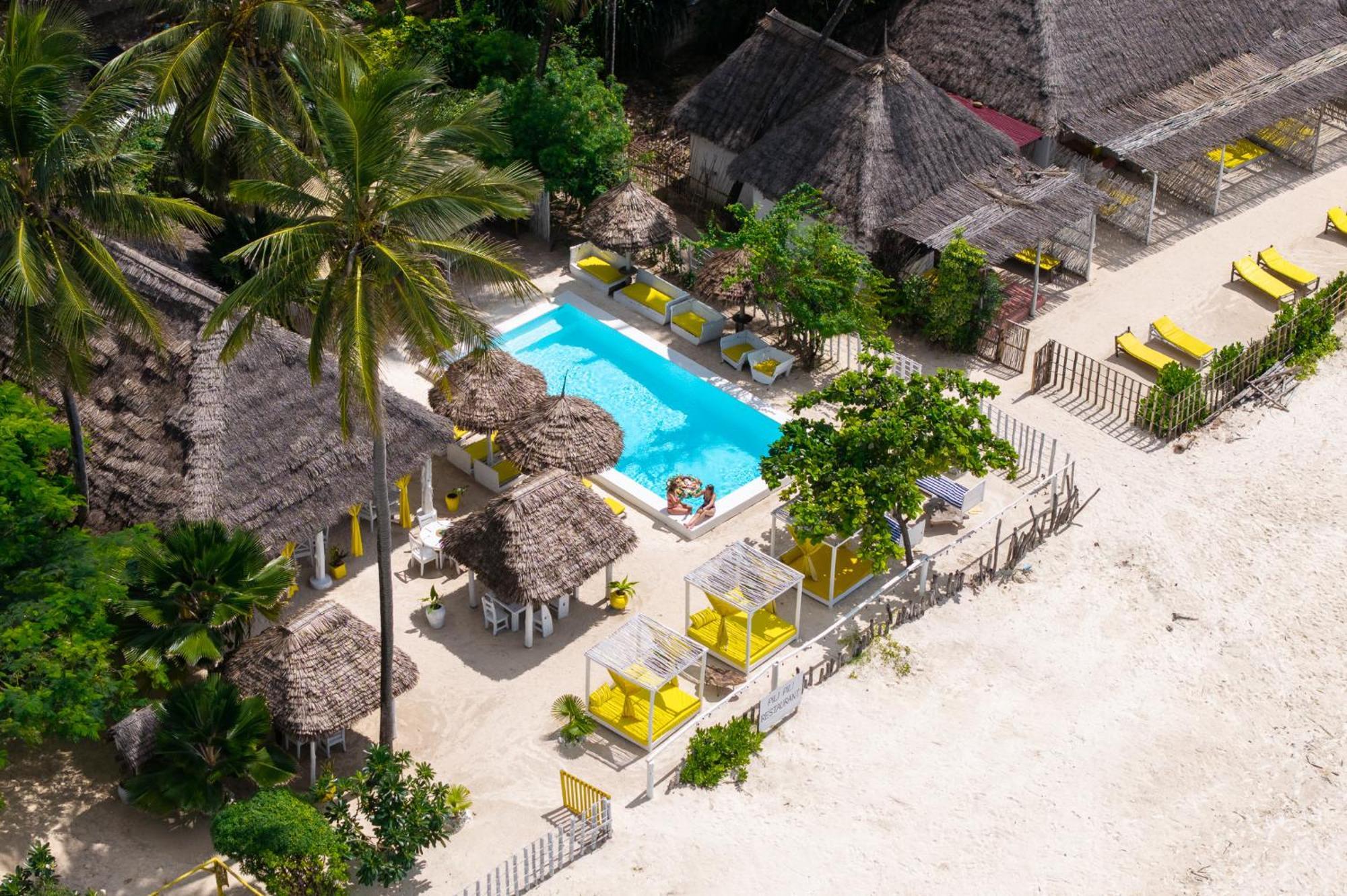 Pili Pili Palm Beach 江比阿 外观 照片